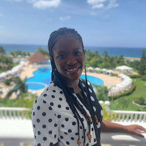 Meet your Posher, Shauna-kay